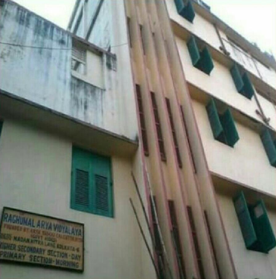 Raghumal Arya Vidyalaya school building, Madan Mitra Lane, Kolkata